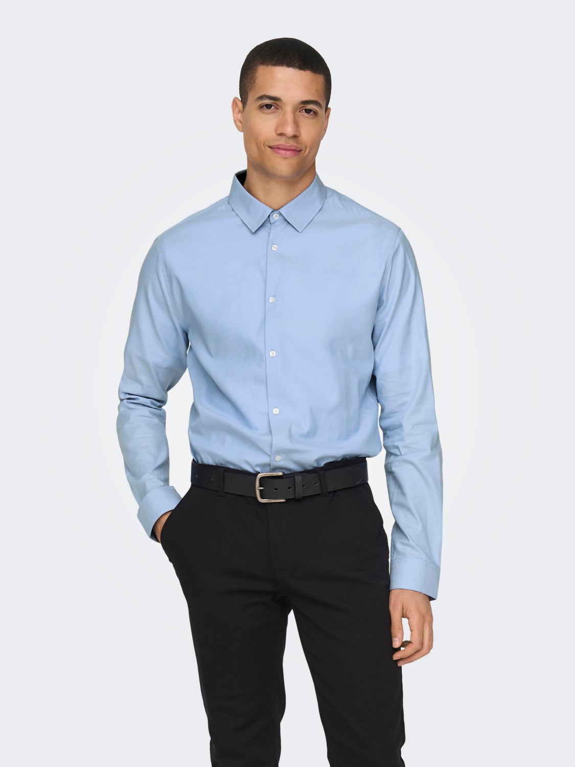 Classic slim fit shirt