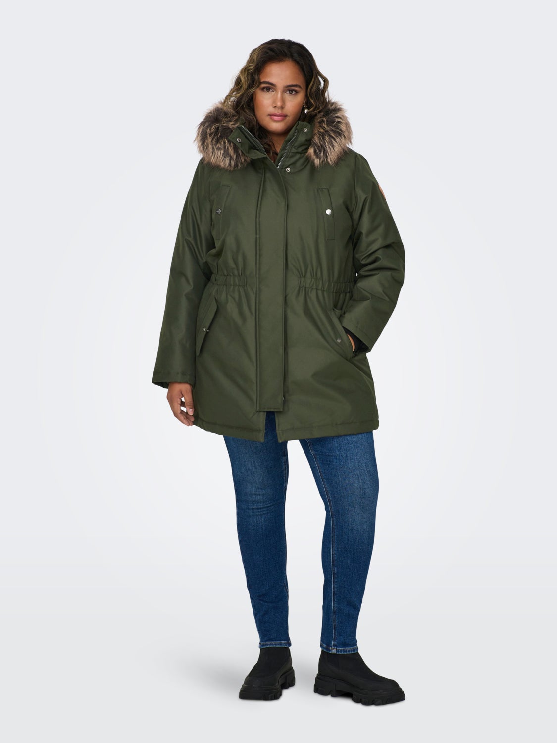 Curvy jacket with hood