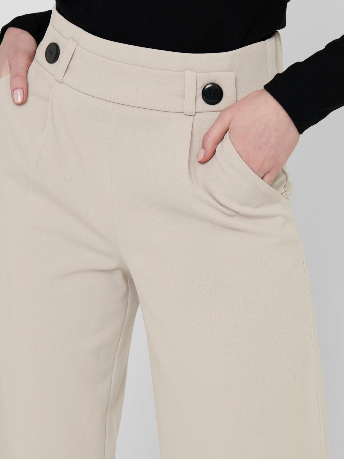 Wide Trousers