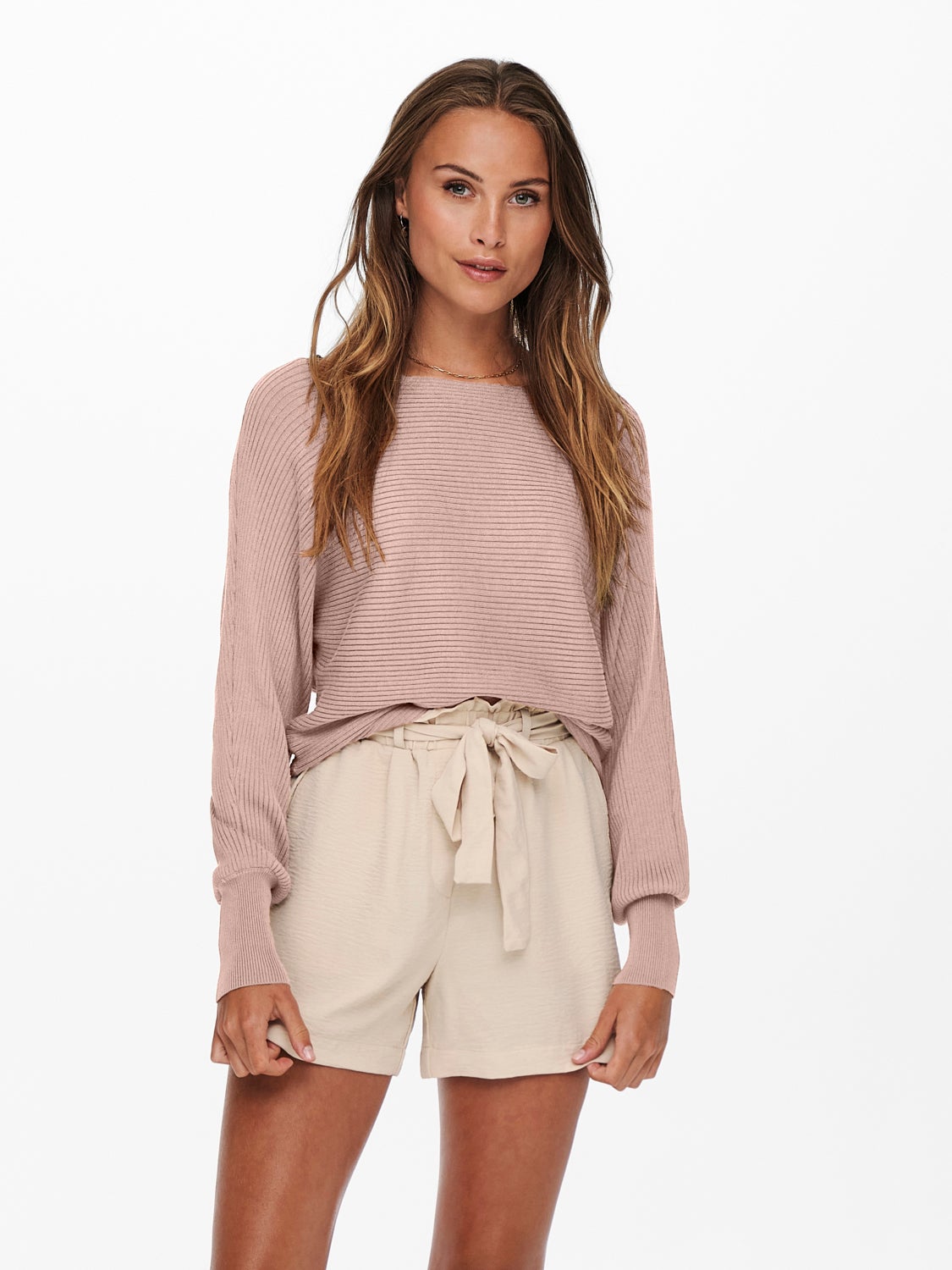 Short Knitted Pullover
