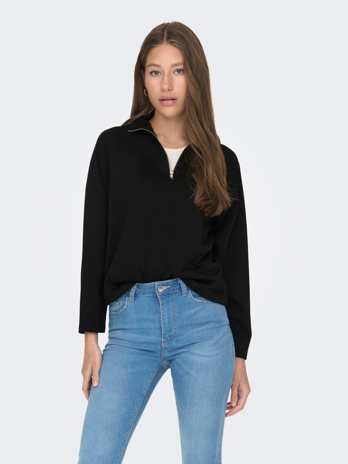 High neck sweatshirt