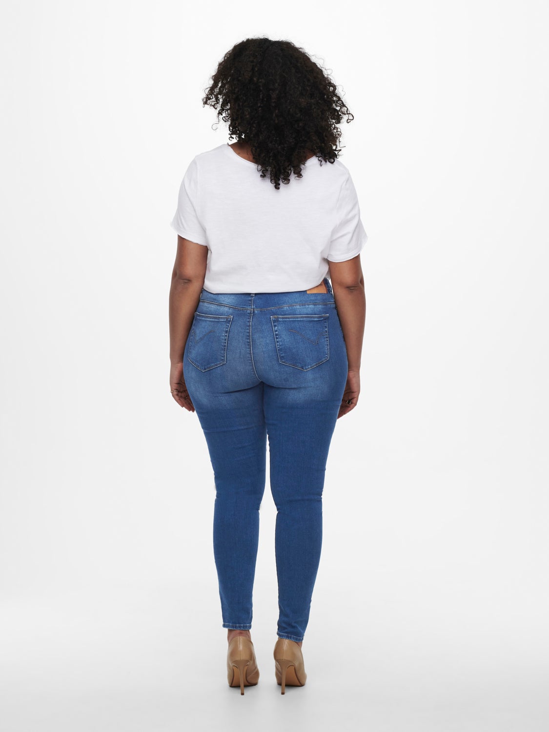 Curvy carlaola life hw destroyed Skinny fit jeans