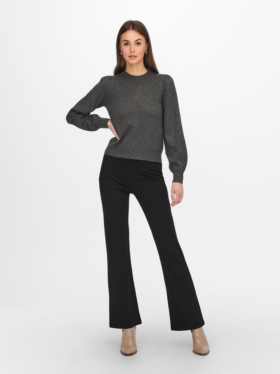 High neck knitted pullover