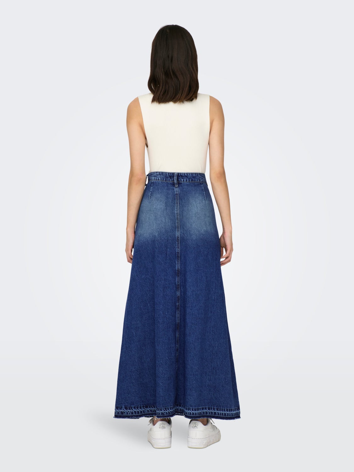 Maxi denim skirt