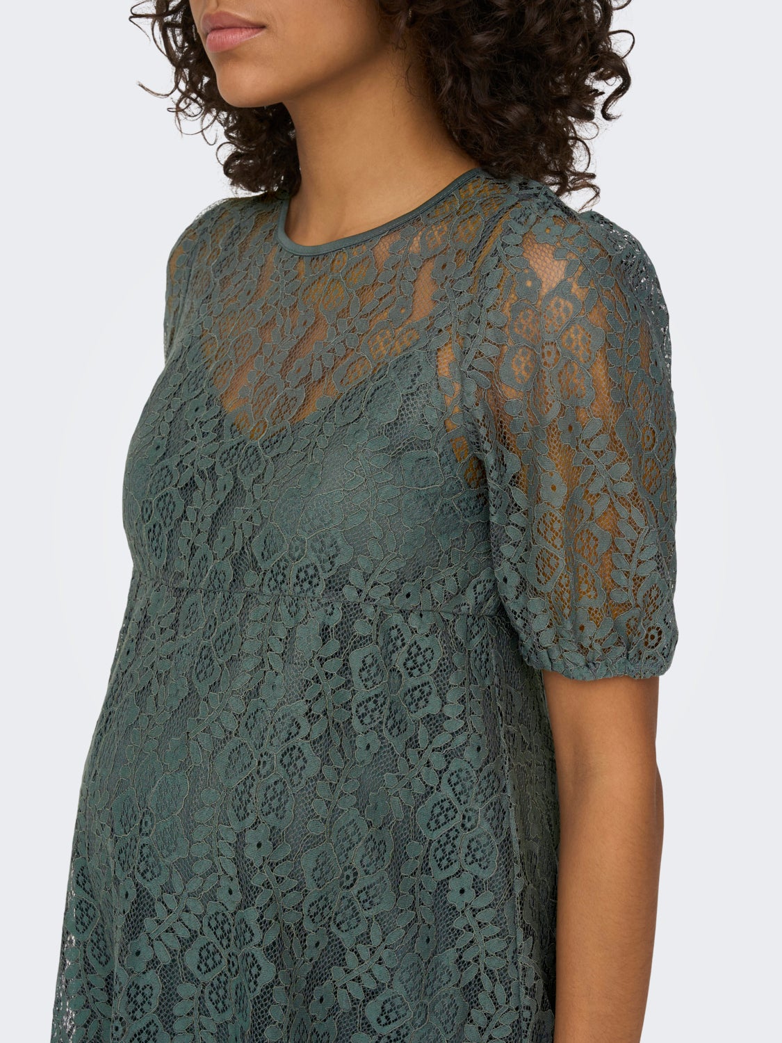 Mama lace dress