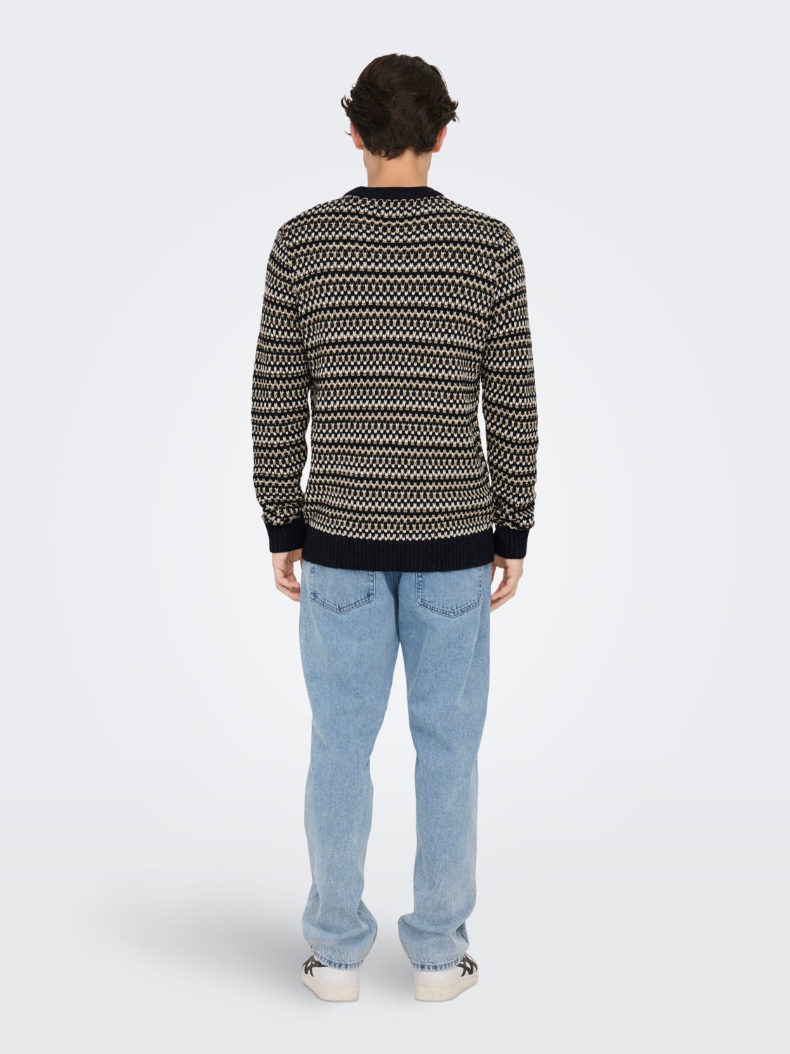 Crewneck knitted pullover