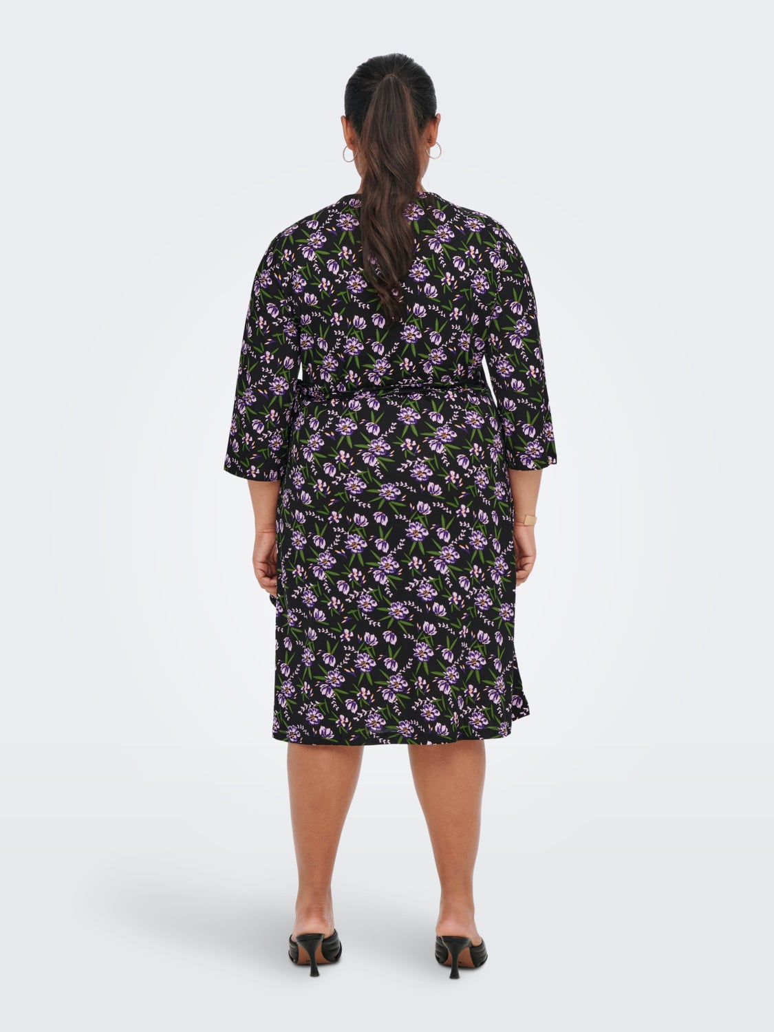 Curvy 3/4 sleeve Wrap dress