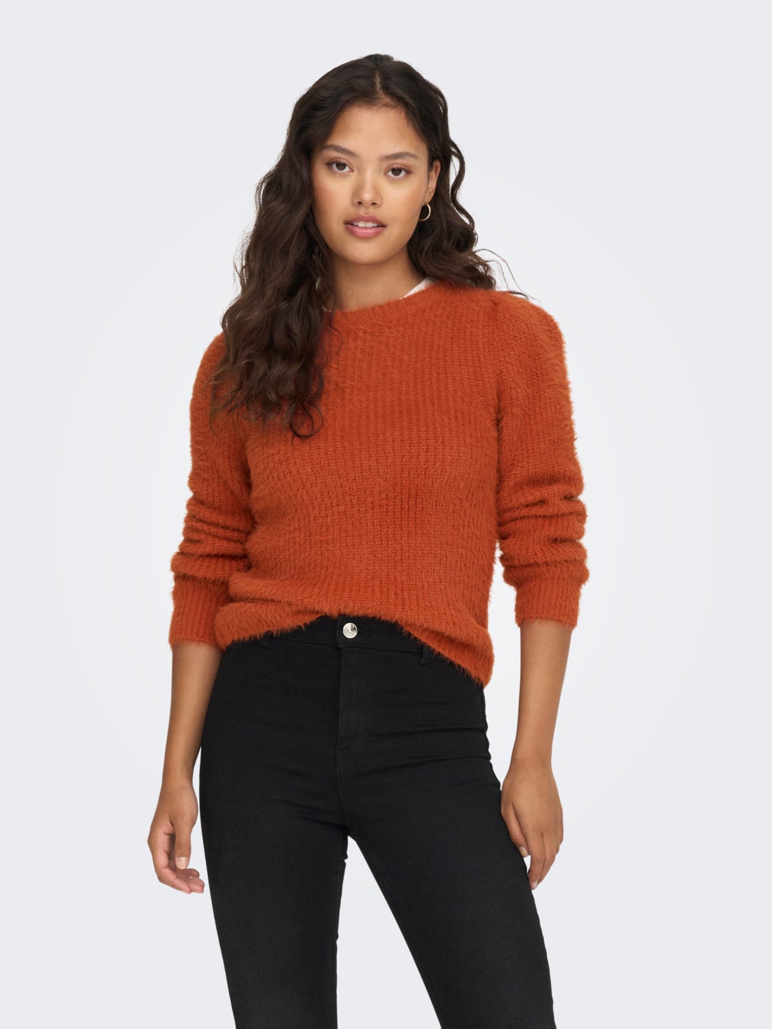 O-neck knitted pullover