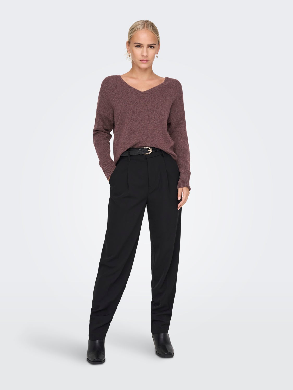 V-neck Knitted Pullover