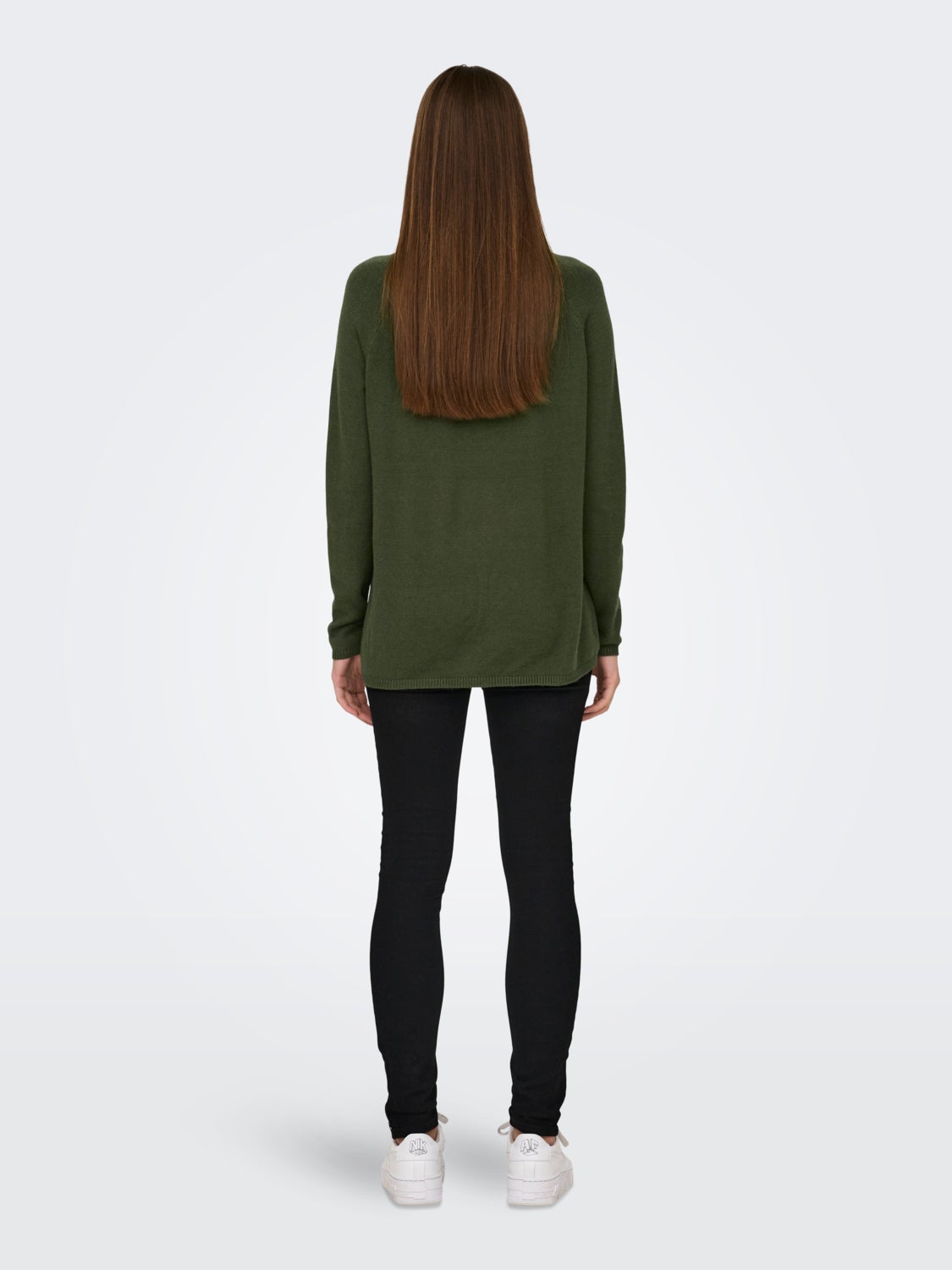 o-neck shirt with long sleeves