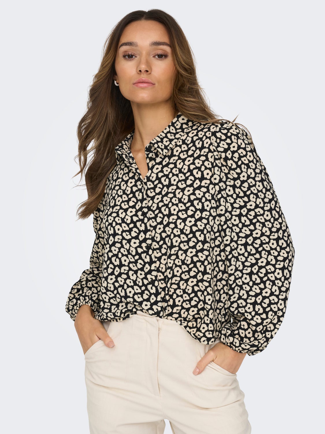 Regular fit puff sleeves shirt
