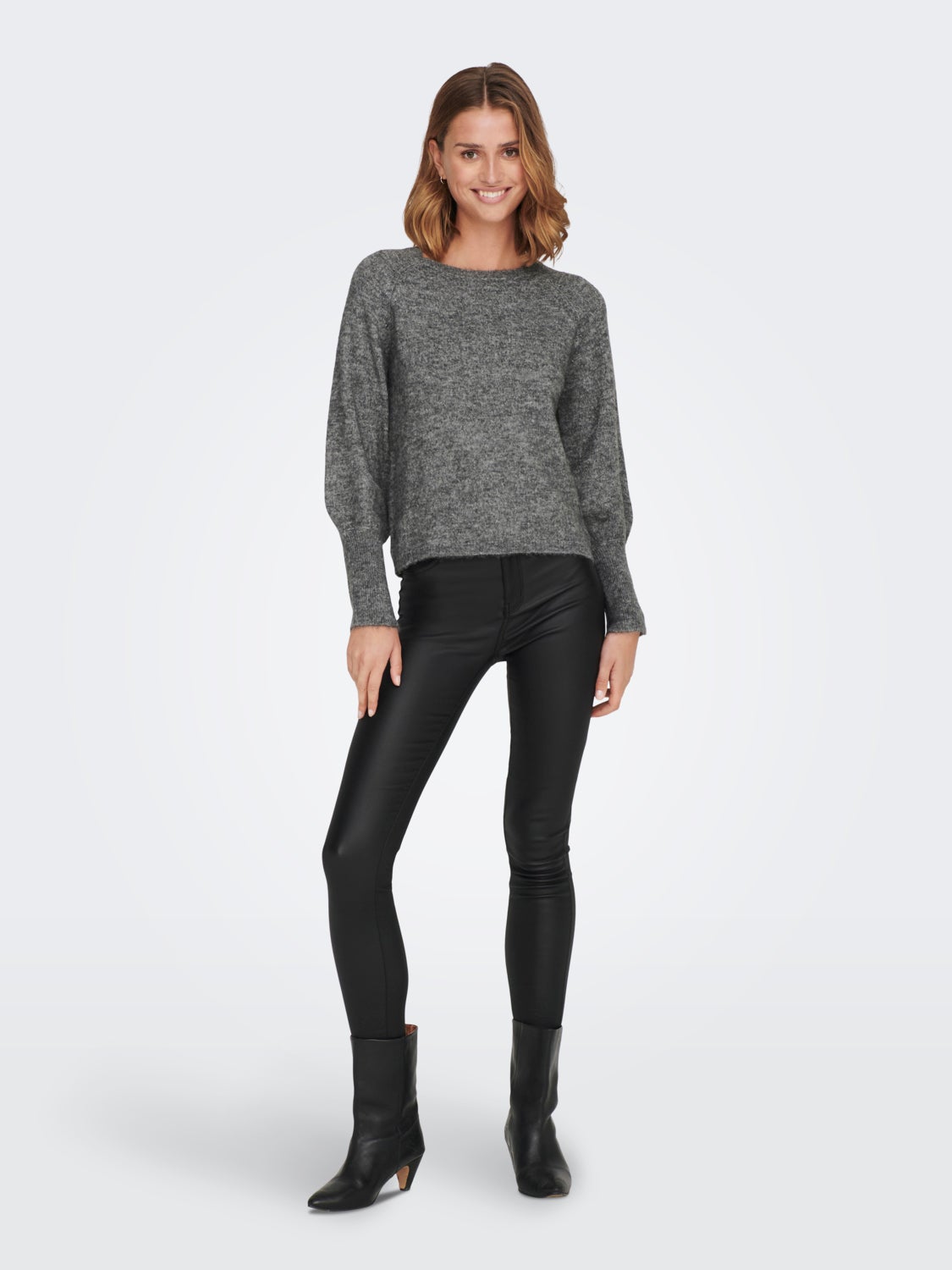 Button cuff Knitted Pullover