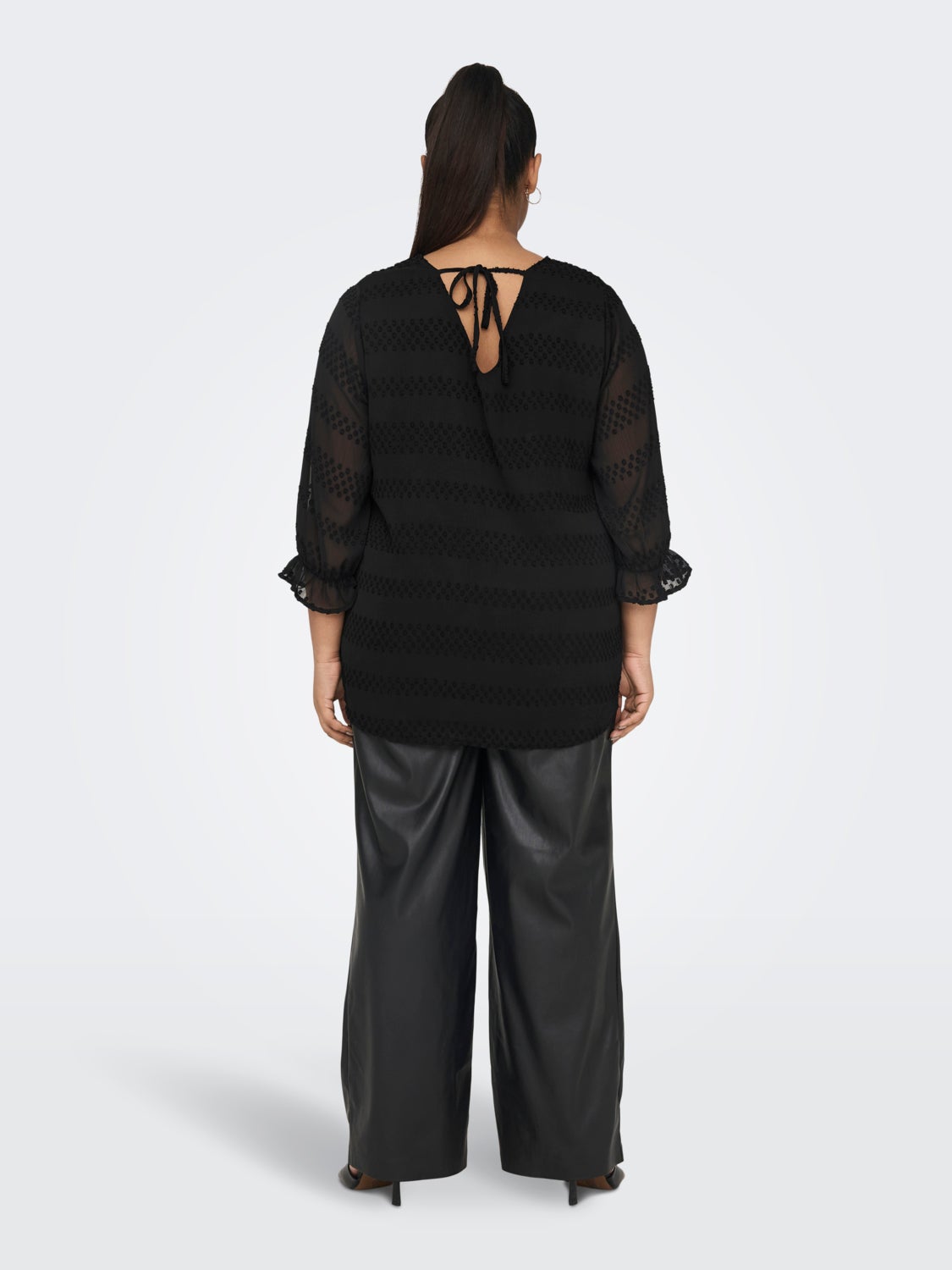 Curvy 3/4 sleeved Top