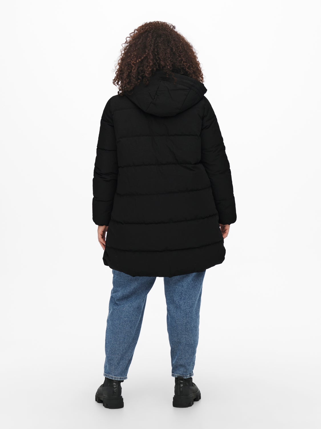 Curvy long puffer coat