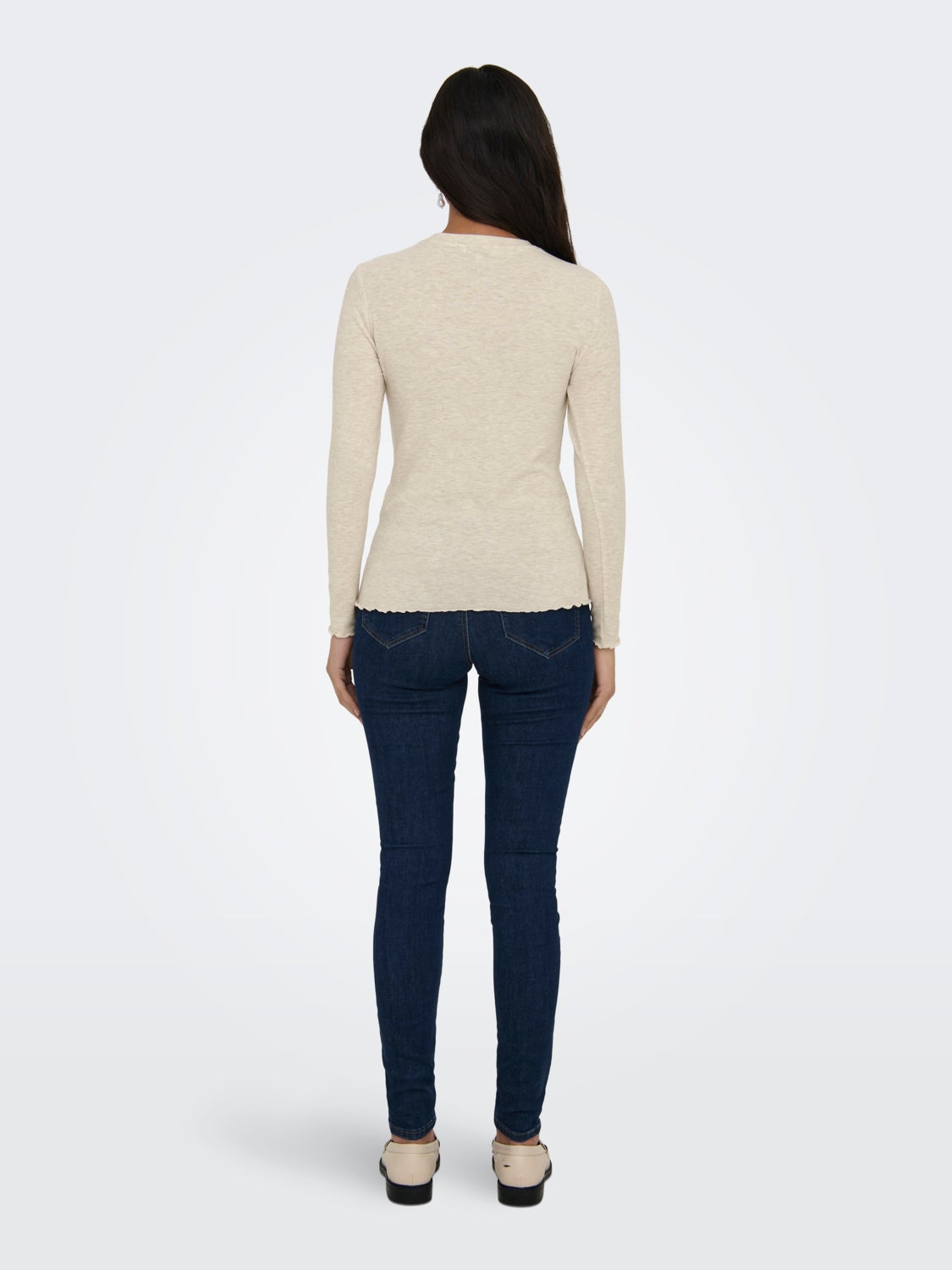 Wave edge Long sleeved top