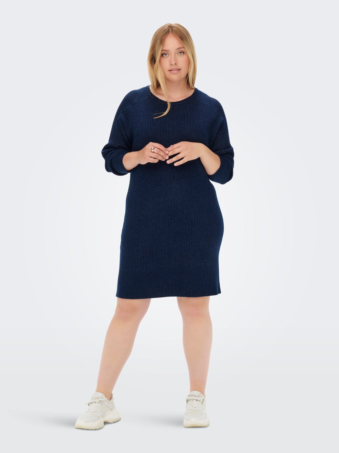 Curvy long sleeved Knitted Dress