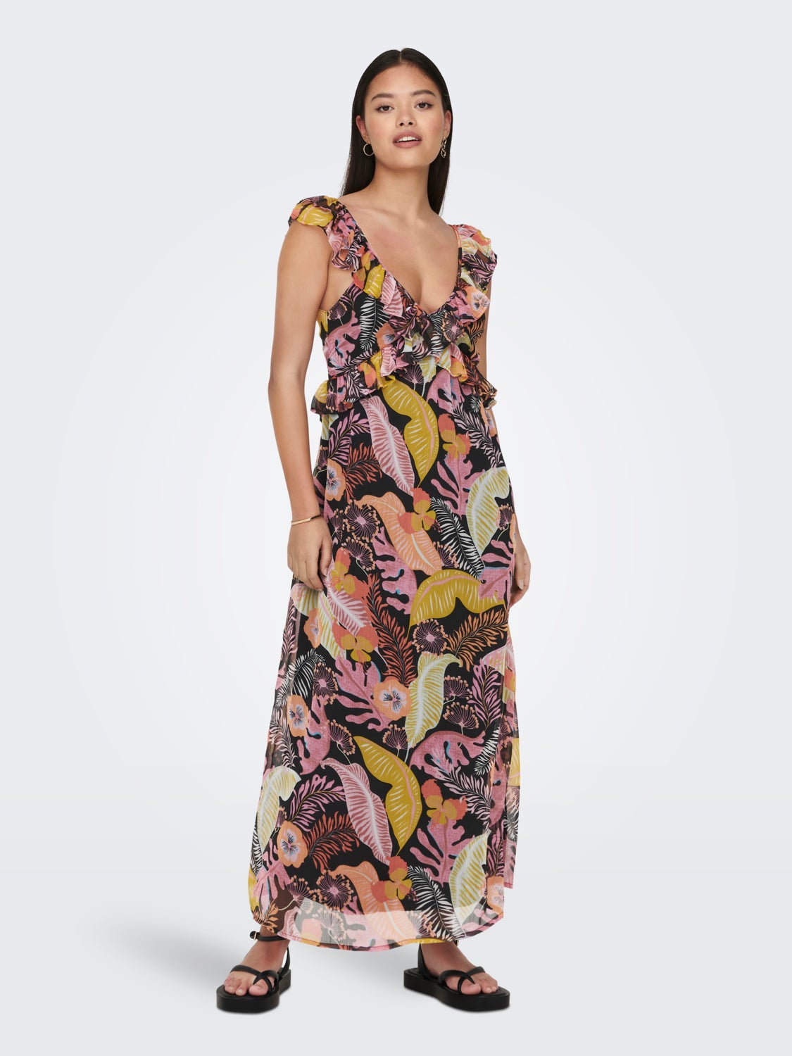 Maxi dress with open back