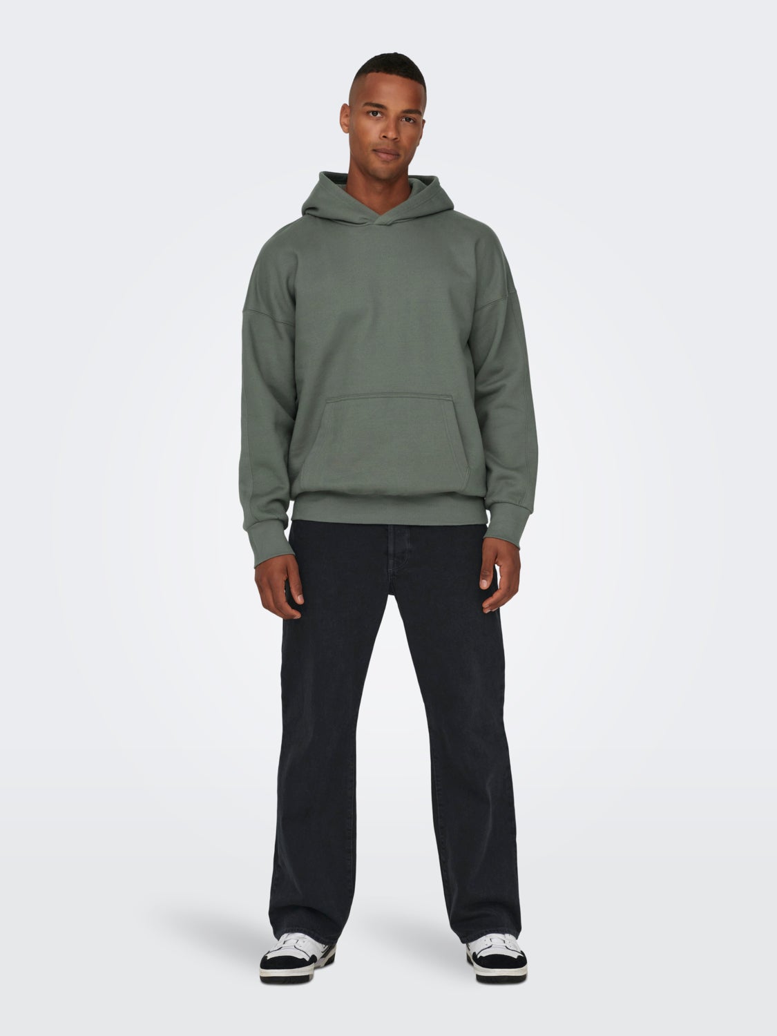 Relaxed fit hoodie