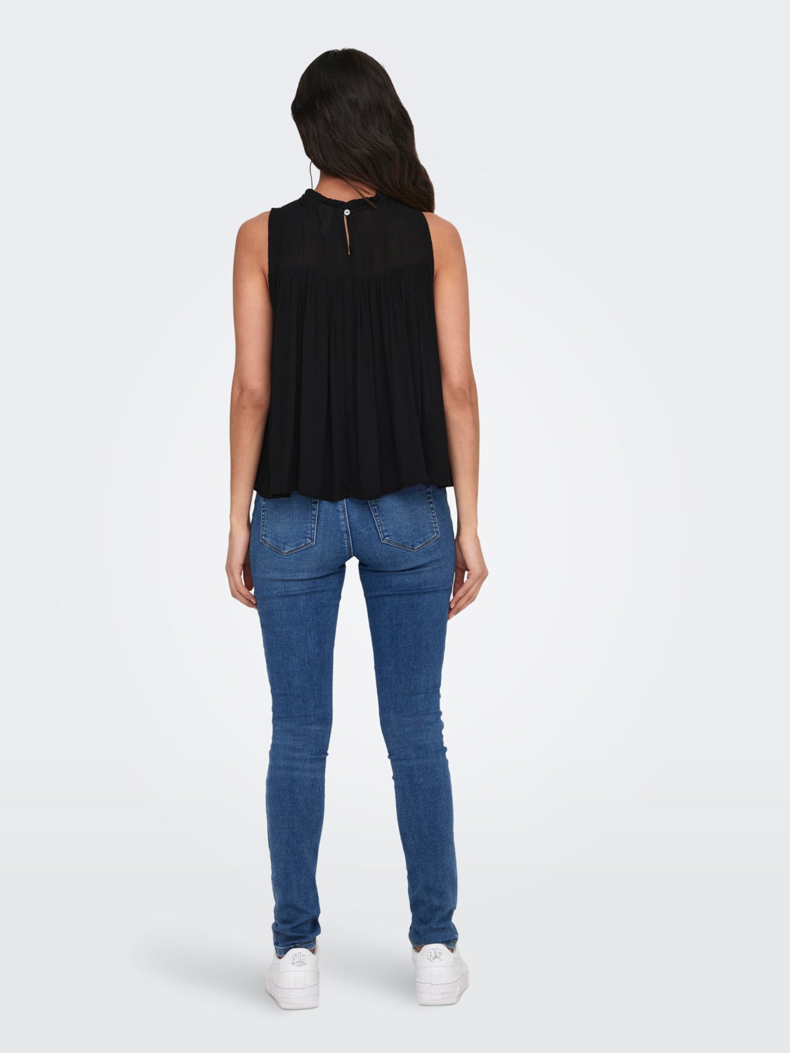 Relaxed Fit O-Neck Top