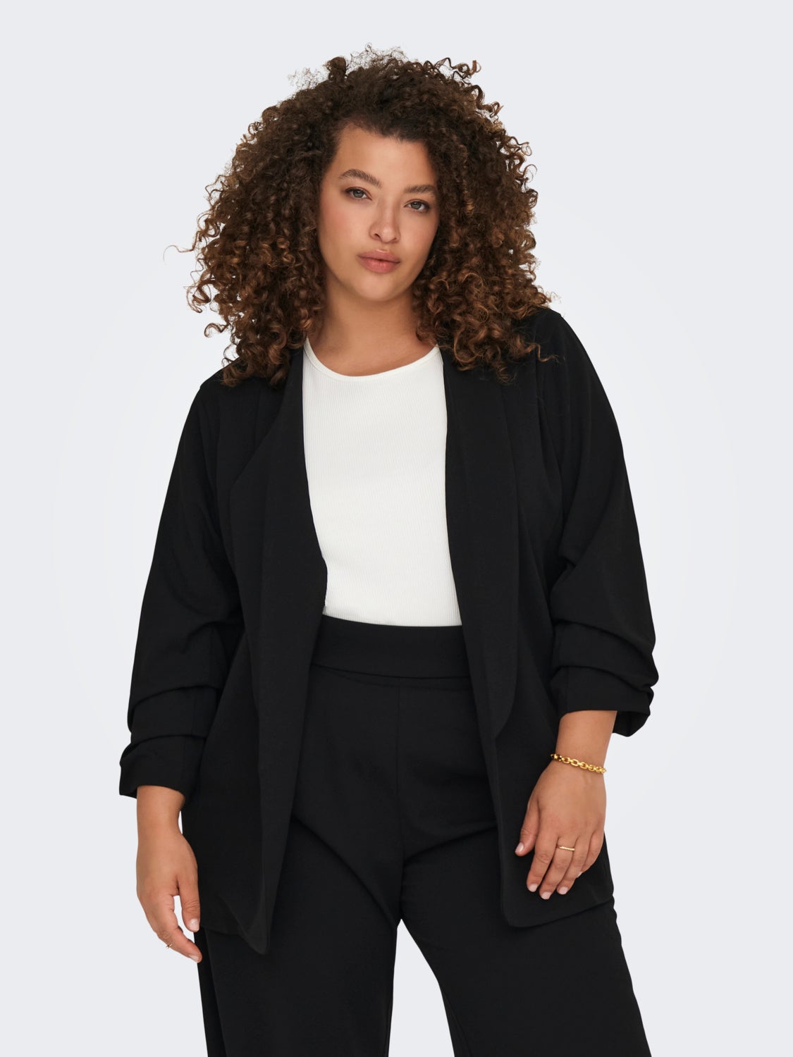 Curvy blazer with 7/8 sleeves