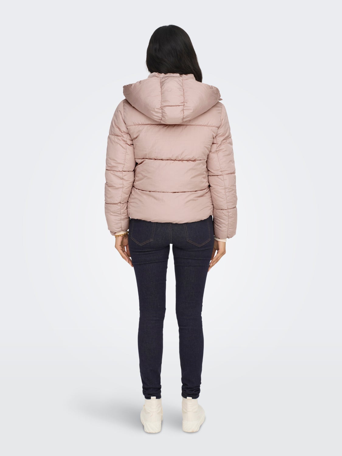 Short puffer jacket