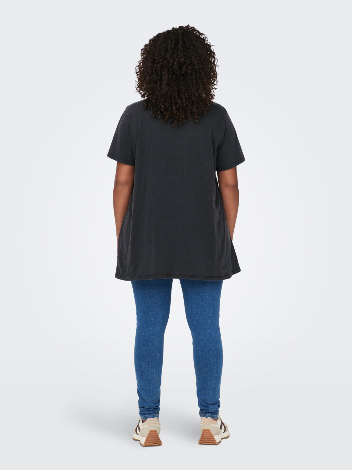 Curvy t-shirt with print