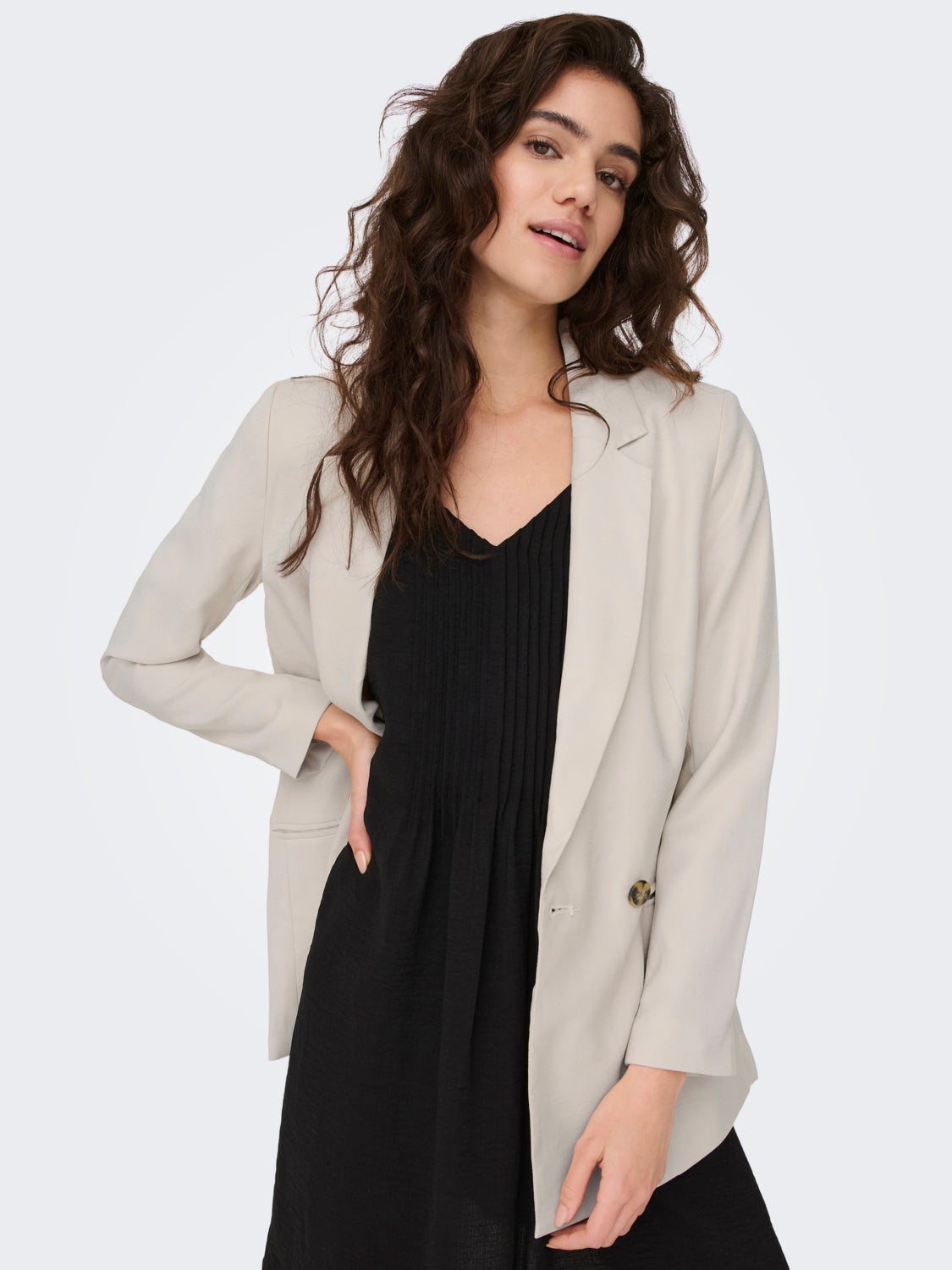 Regular Fit Peak lapel Blazer