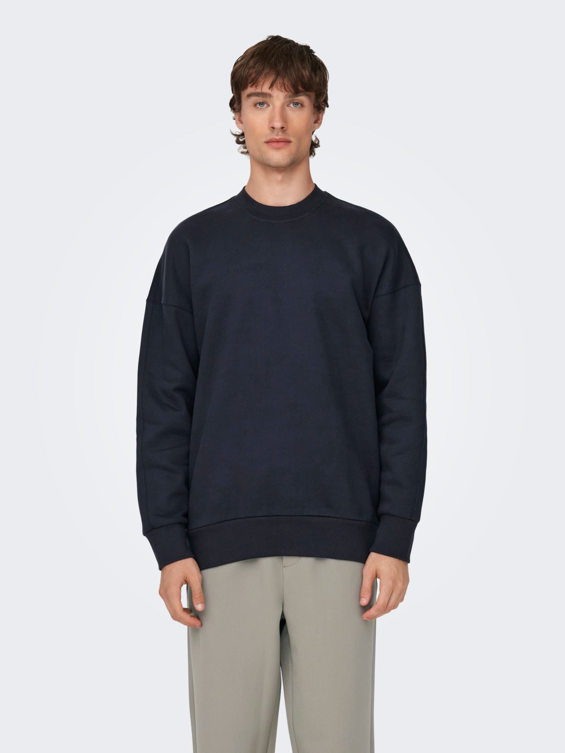 Solid color o-neck sweatshirt