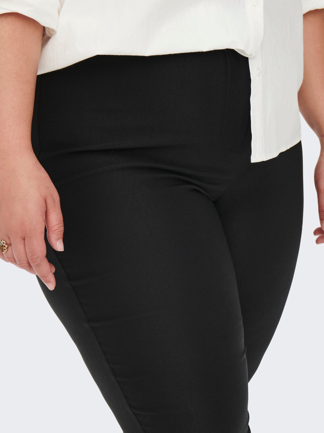 Curvy high waisted viscose blend trousers