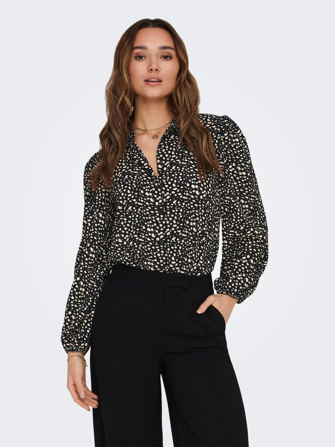 Regular fit puff sleeves shirt
