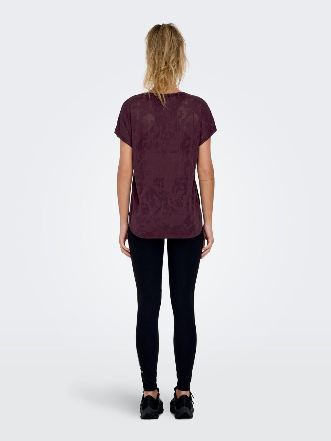 Short sleeve training top