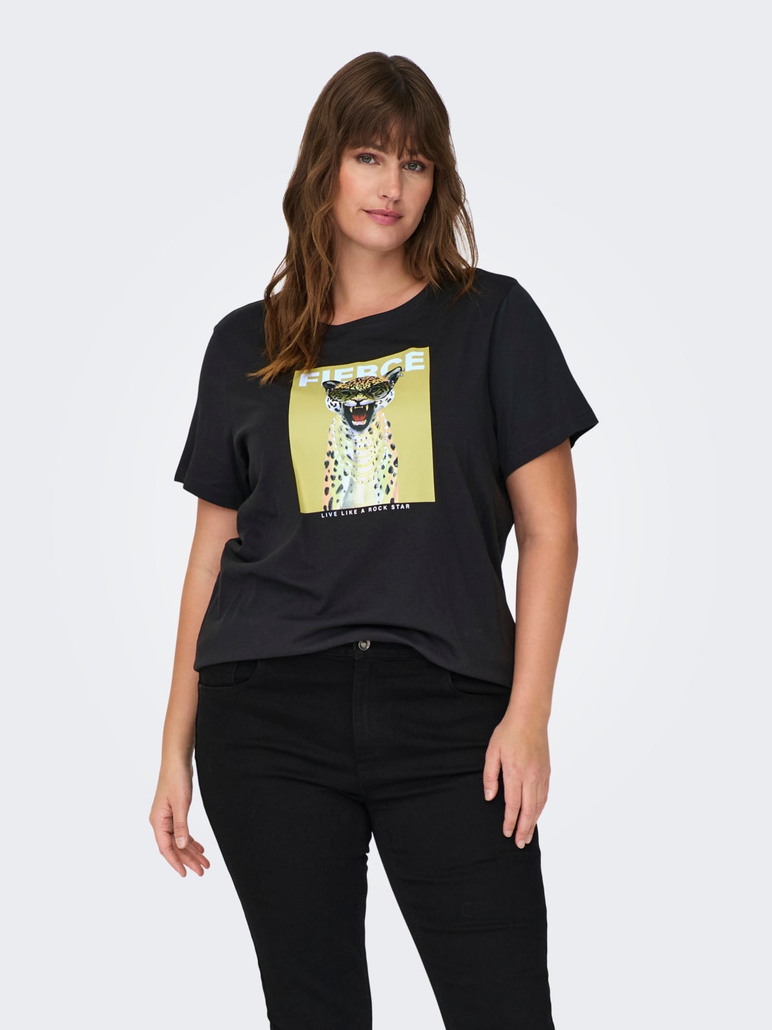 Curvy o-neck t-shirt with print