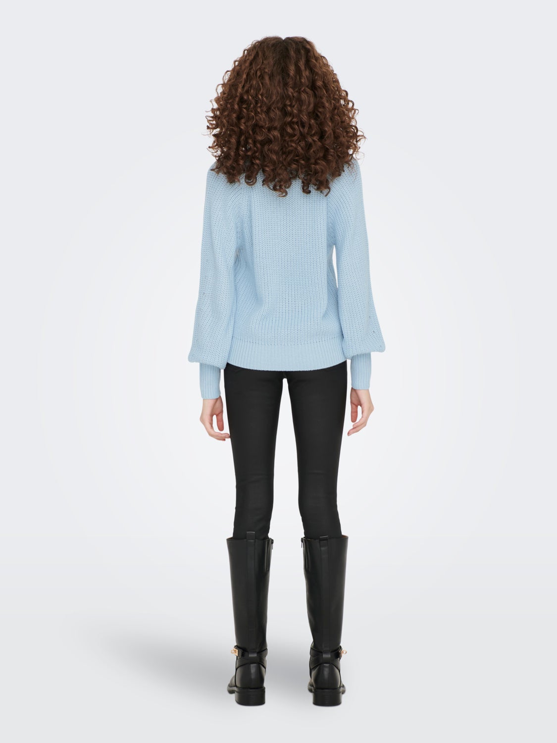 V-neck knitted pullover
