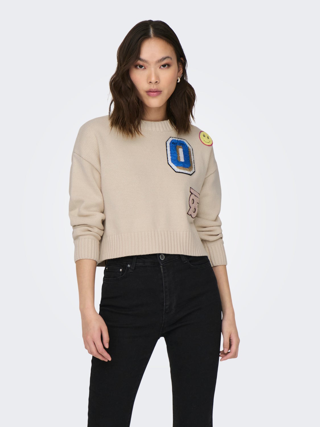 O-neck knitted pullover