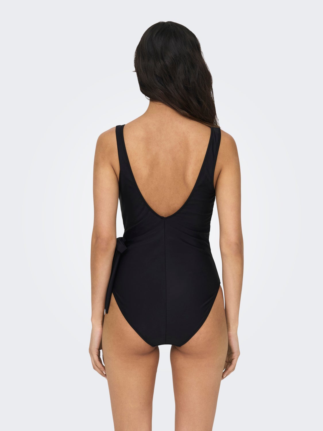 Swimsuit with side detail