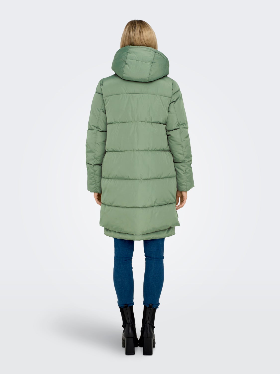 Long puffer coat