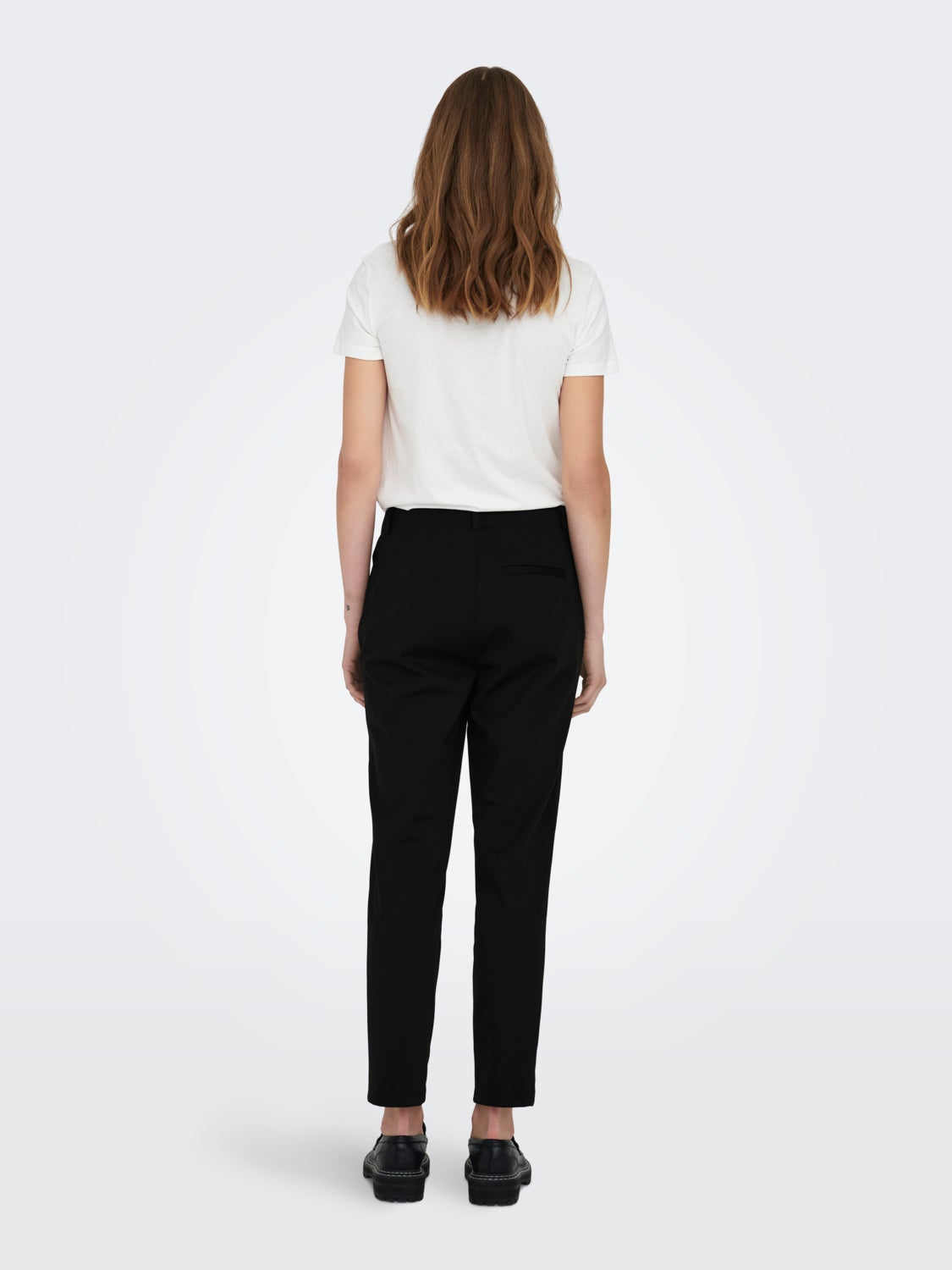 Classic mid waist trousers