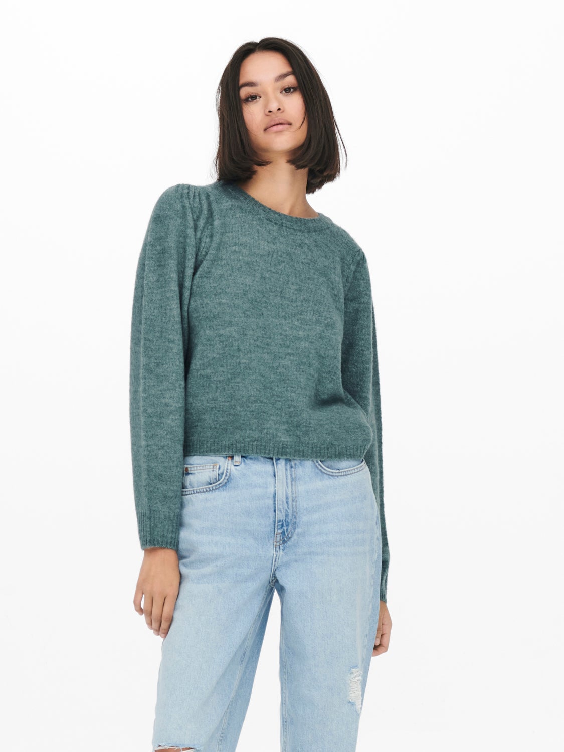 Solid Colored Knitted Pullover