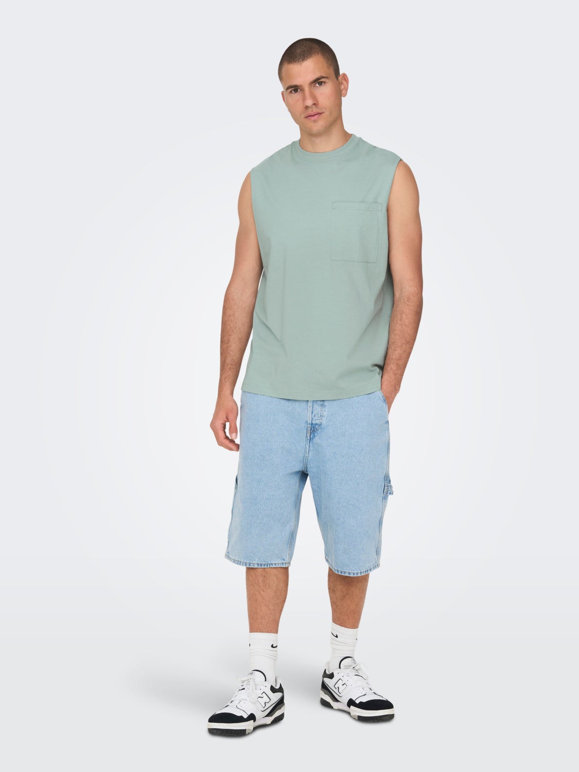Relaxed Fit Sleeveless T-shirt
