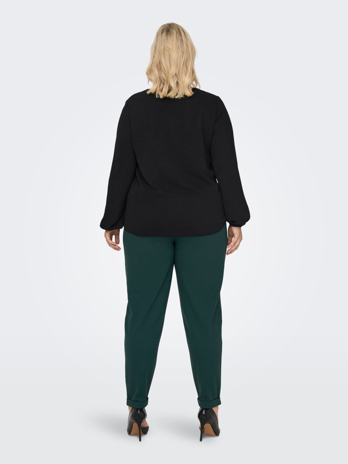 Curvy tie belt viscose pants