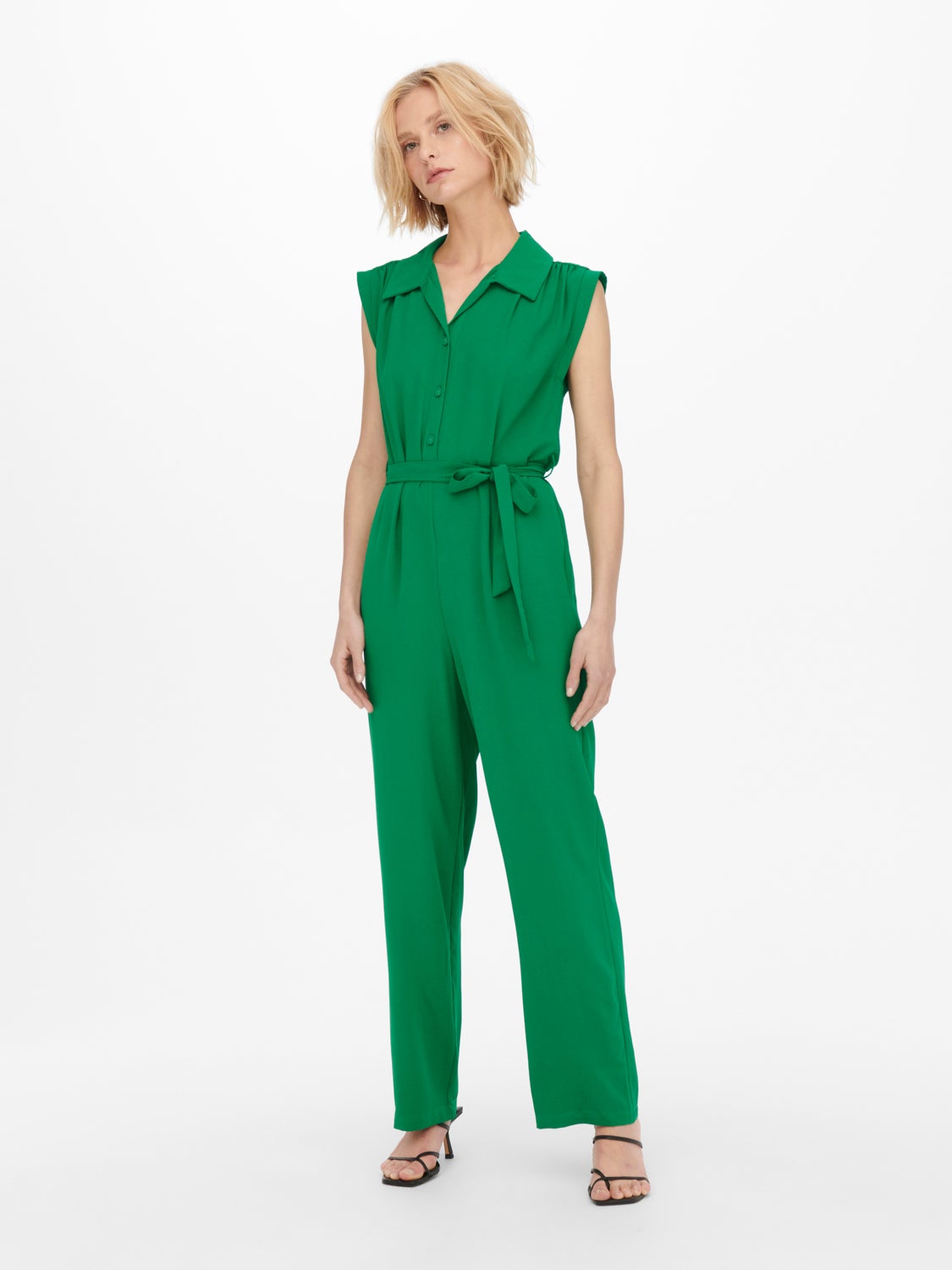 Short sleeved belted Jumpsuit