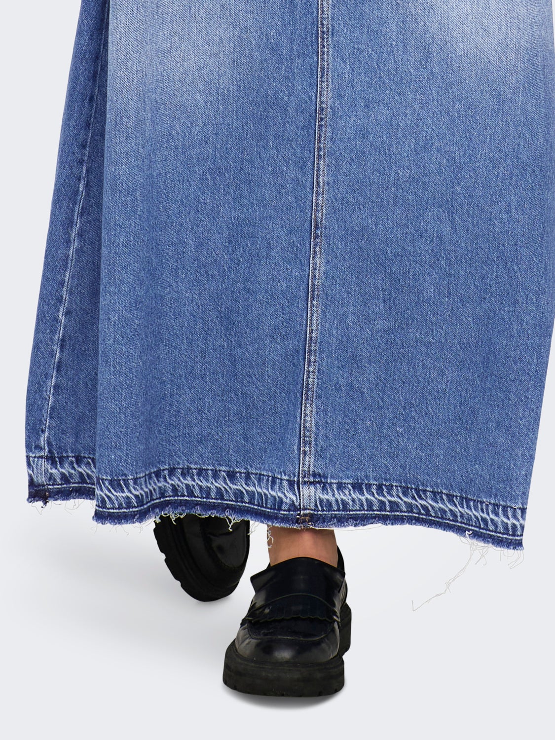 Maxi denim skirt