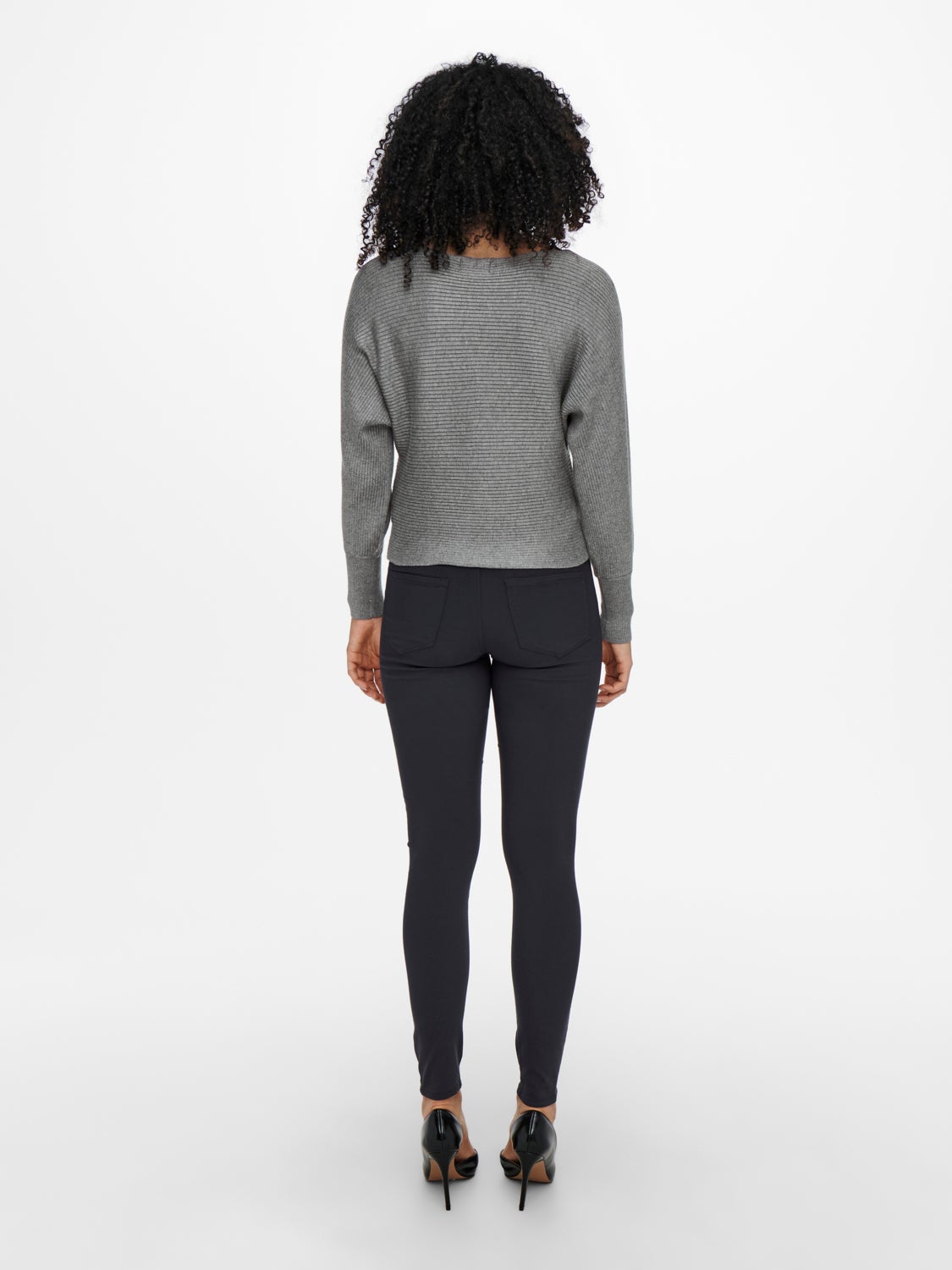 Short Knitted Pullover