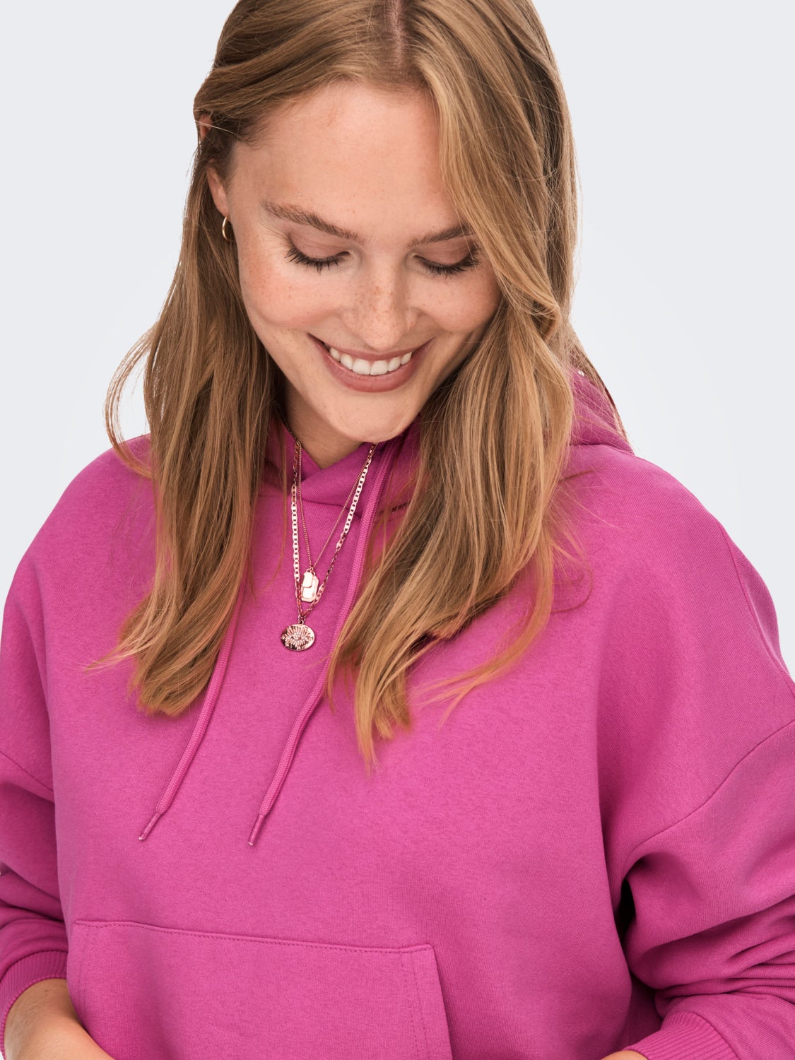 Pocket Hood Sweatshirt