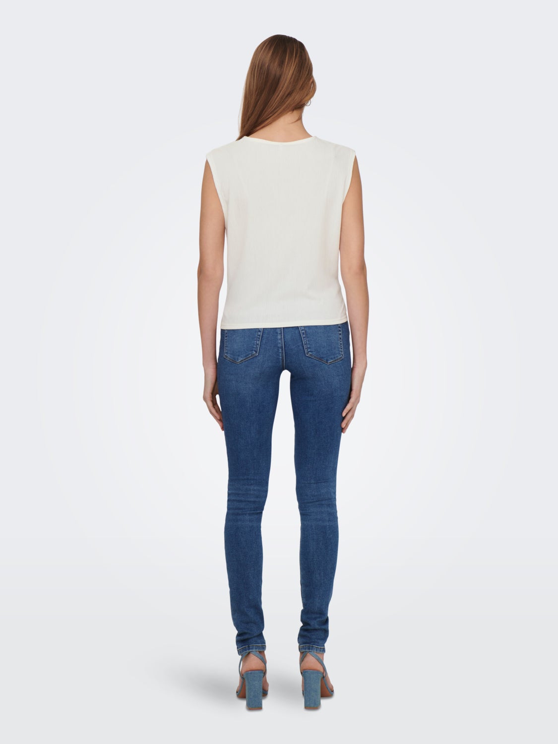 Regular Fit Knot Top