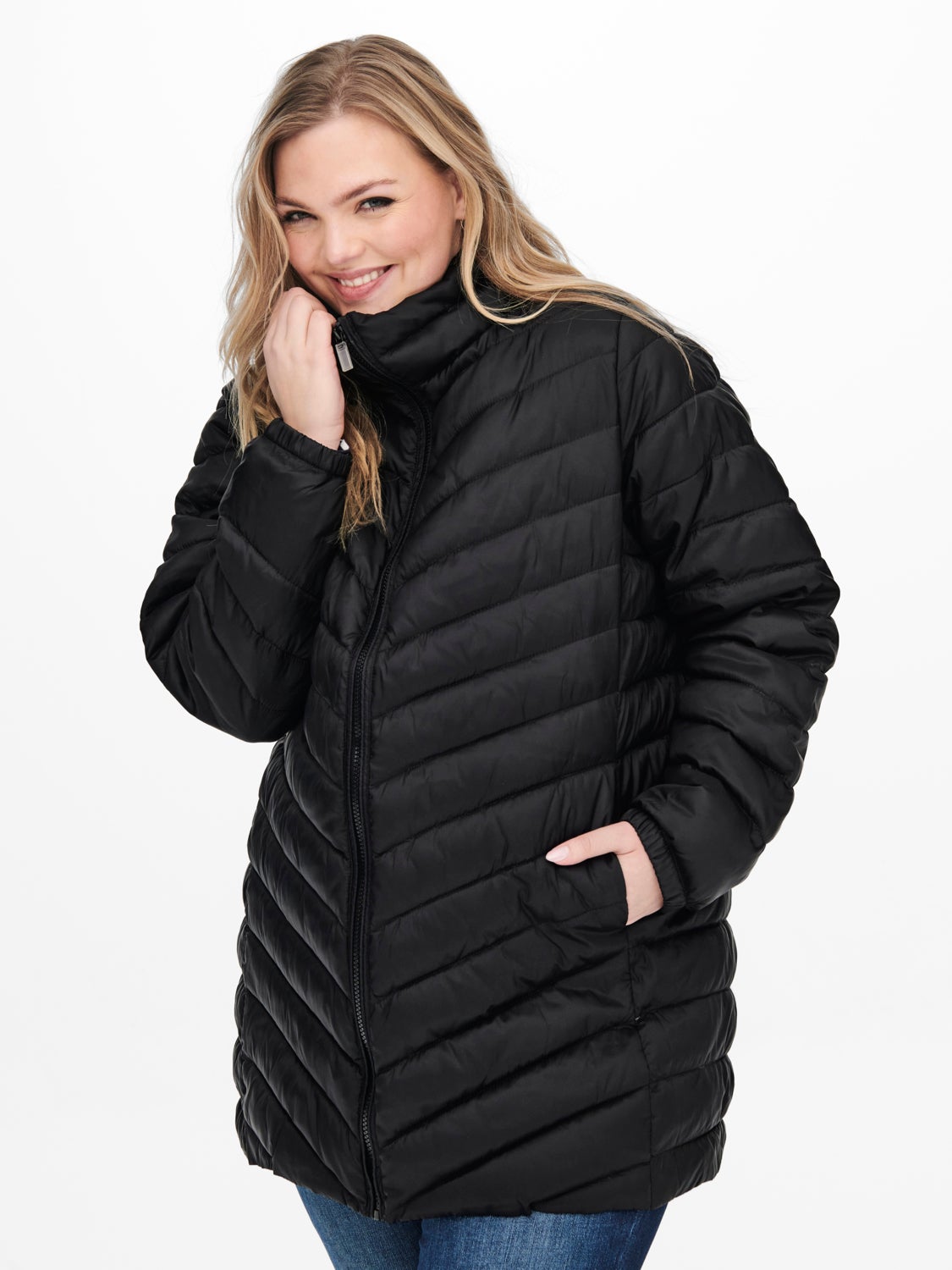 Curvy quilted coat