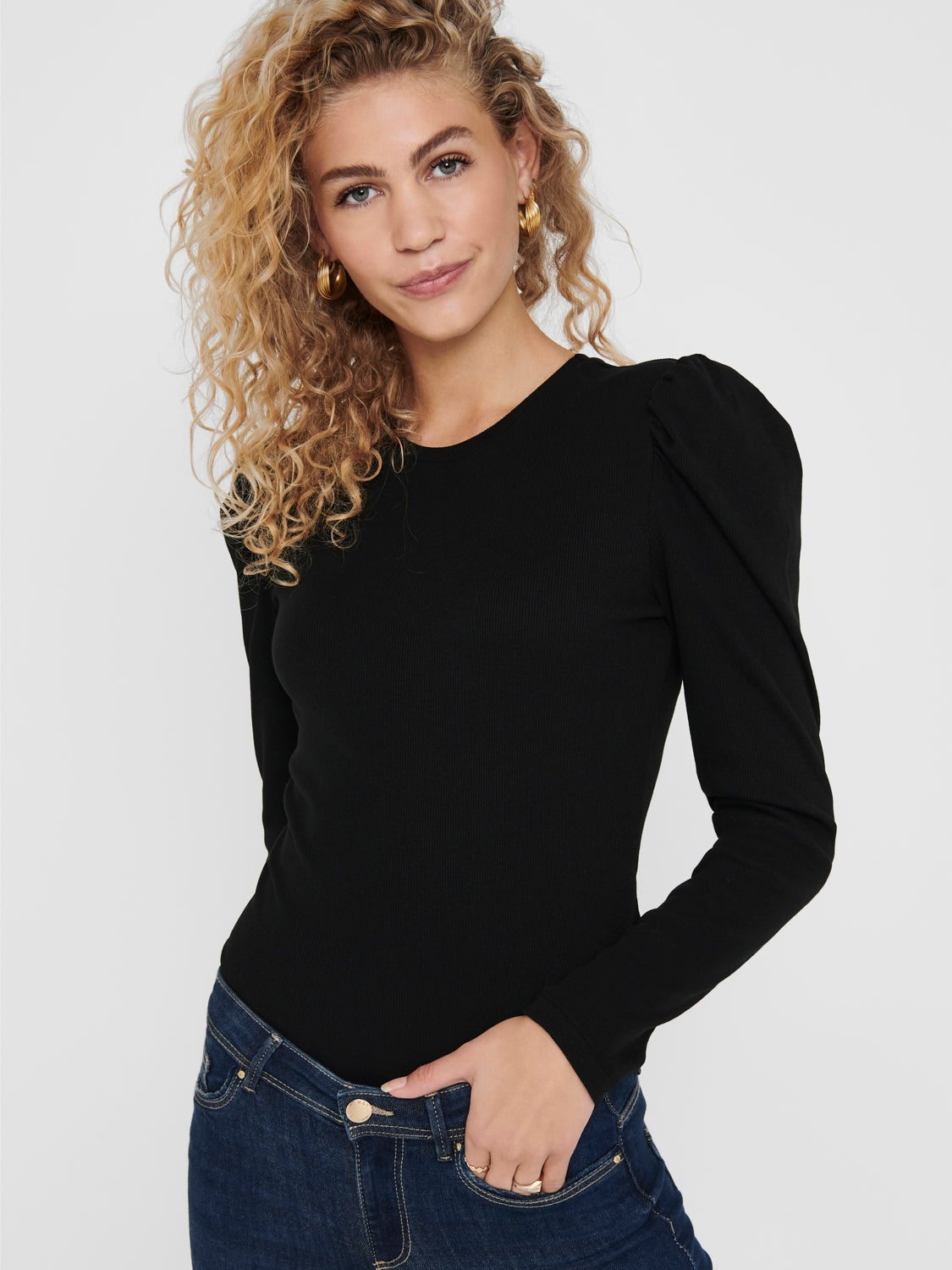 Puff sleeve Top