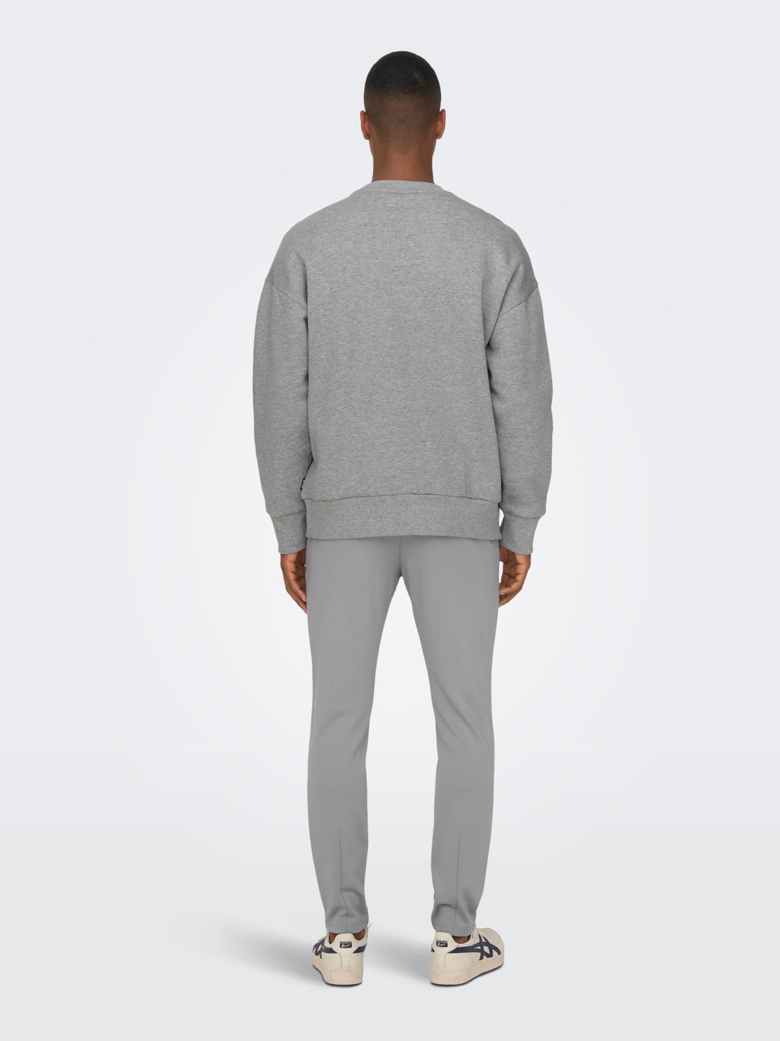 Solid color o-neck sweatshirt