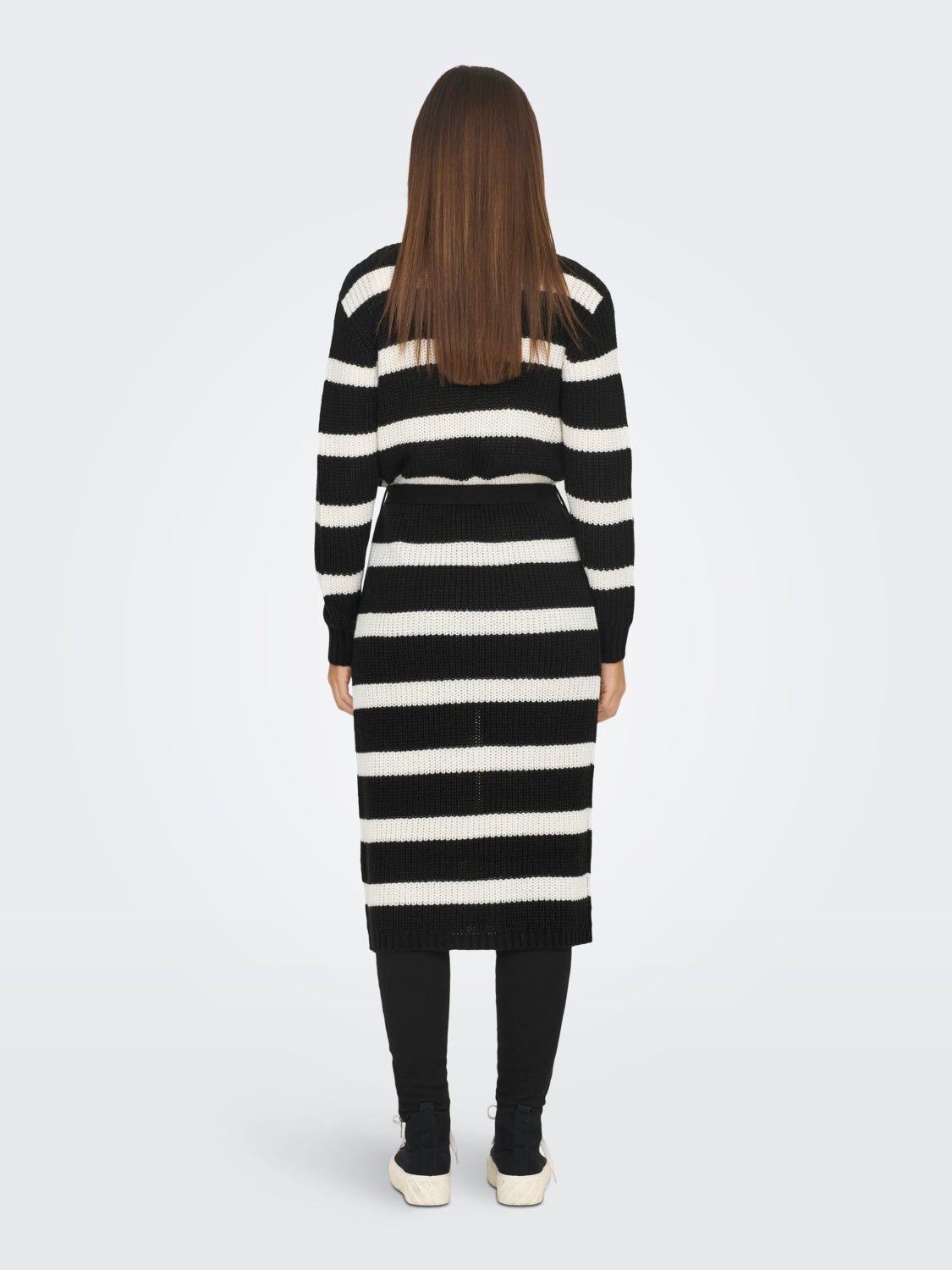 Long knitted cardigan