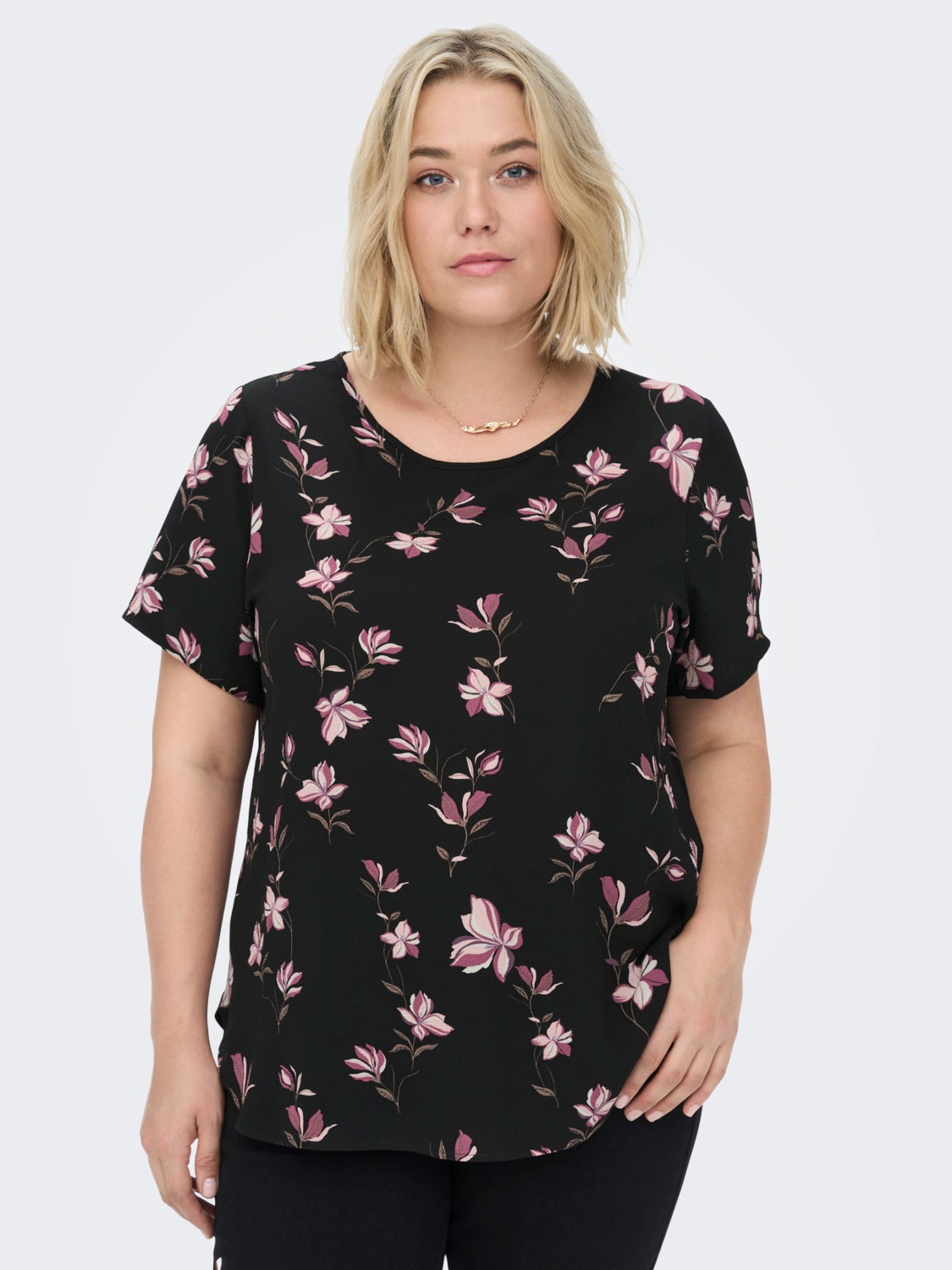 Curvy short sleeve Top